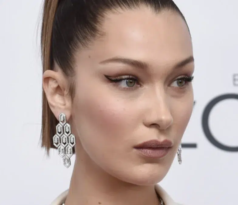 Le Ponytail Lift, Bella Hadid après