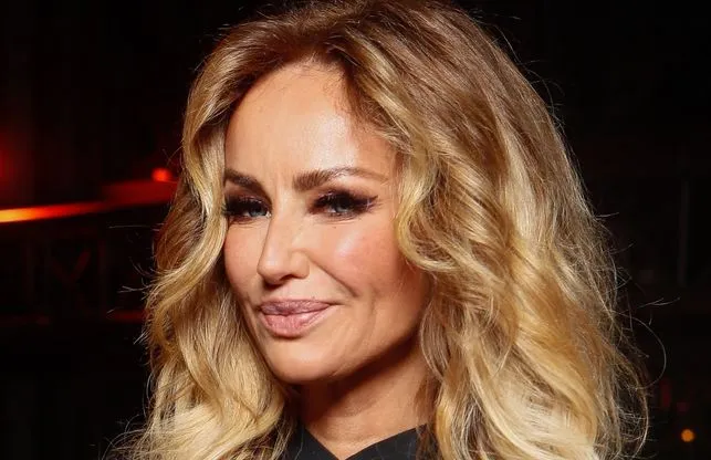 Adriana Karembeu chirurgie esthétique