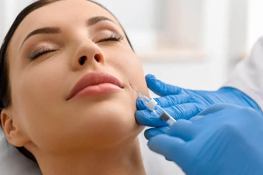 Acide hyaluronique visage