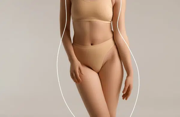 Liposuccion photo j 7